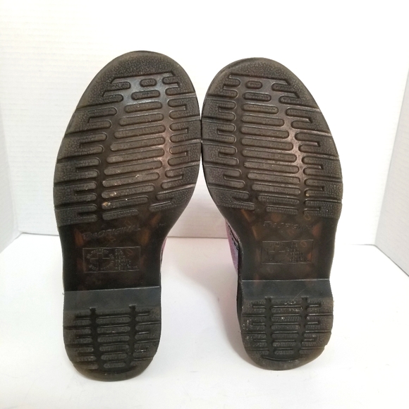 Dr. Martens 1460 Glitter Rainbow Boots. Size: 6. - Picture 10 of 15